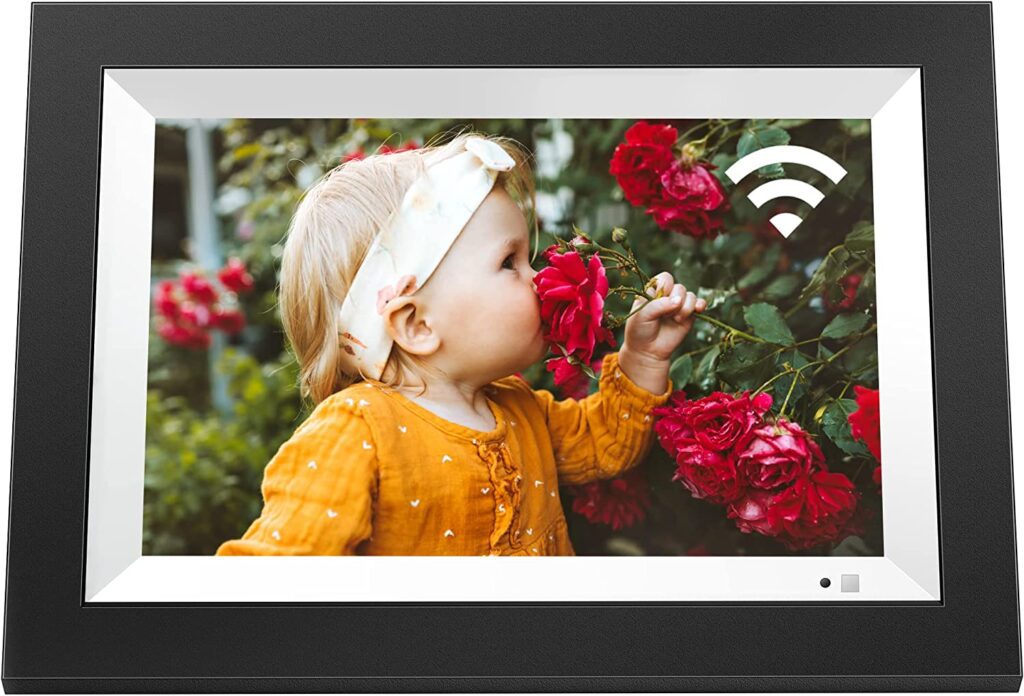 Electronic Picture Frames